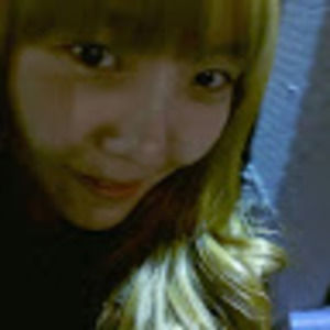 Meet your Posher, April